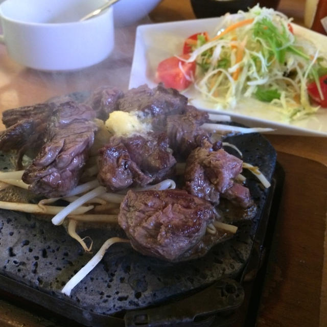 今日のランチ♪ステーキ！