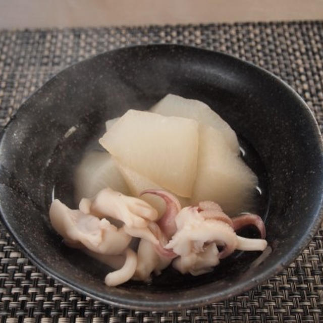 ほっこり和食☆イカと大根の煮物