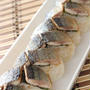 簡単にできる焼き秋刀魚の棒寿司