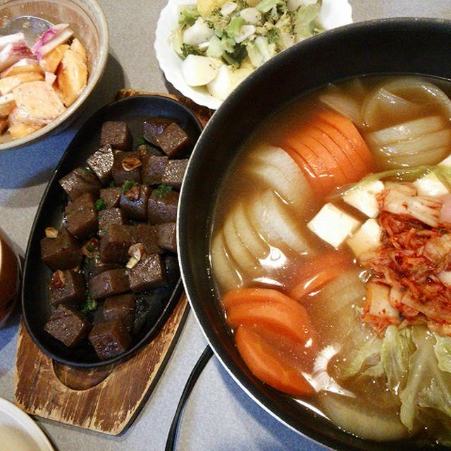 キムチ鍋と〆のインスタントラーメン
