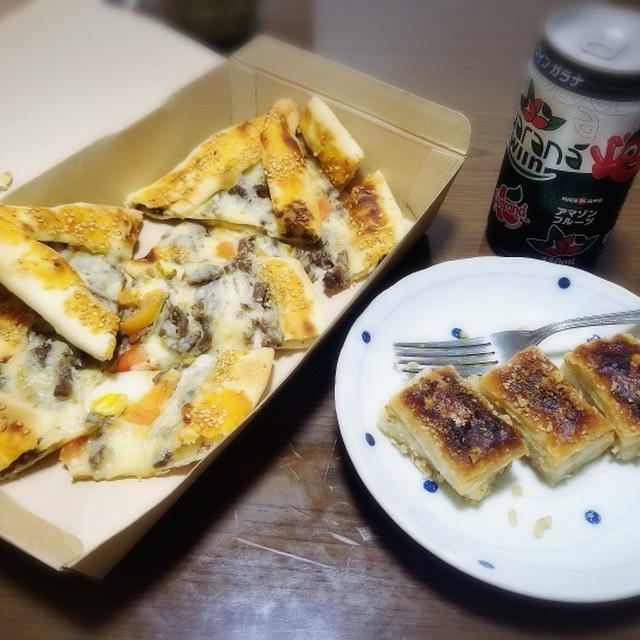 メニューが豊富過ぎるトルコ料理店【RED HAWK レッドホーク】 愛知県小牧市 * ピデと バクラヴァ