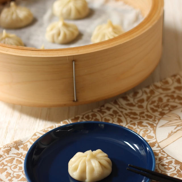 塩卵　小籠包　 Y＋I Kitchenのお料理教室「中国の家庭料理」と「お料理&エクササイズ」