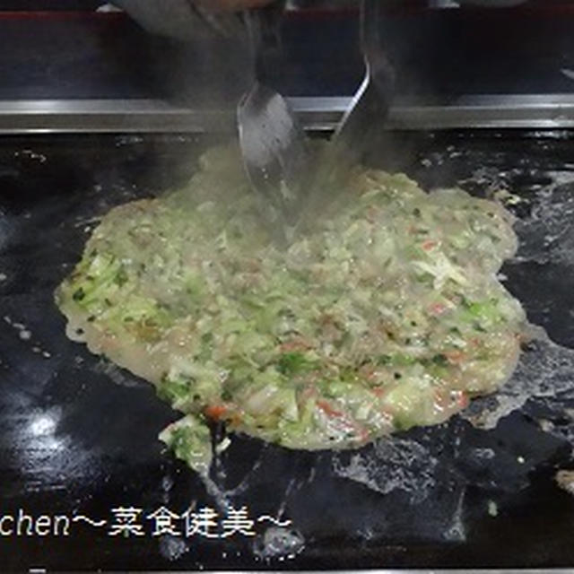 昨日の夜は、もんじゃ＆お好み焼き食べてきたー♪
