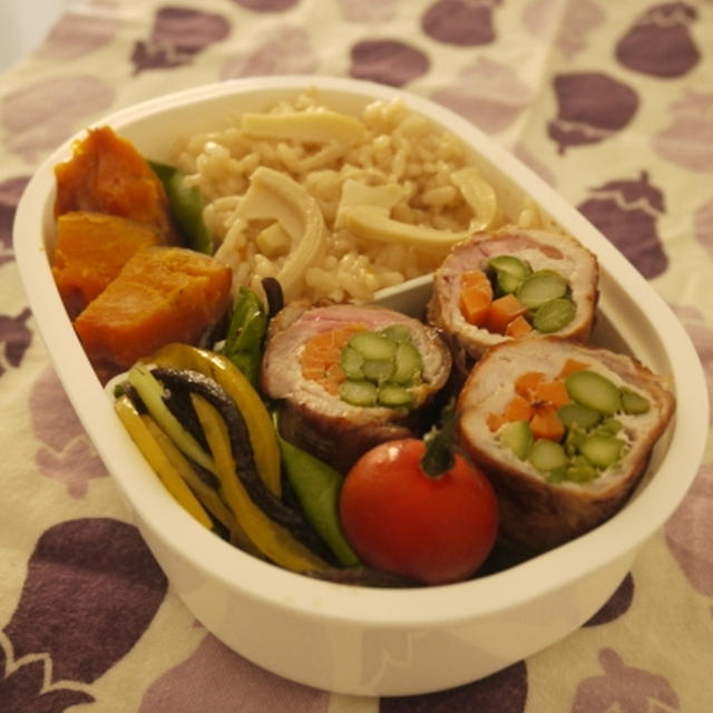 アスパラとにんじんの肉巻き弁当。