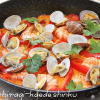 栄養満点♪”1日分の野菜”ジュースでフライパン・パエリア