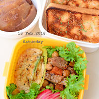 ２月１３日　土曜日　塩麹豚とひよこ豆の煮込みクローブ風味＆明太子トースト