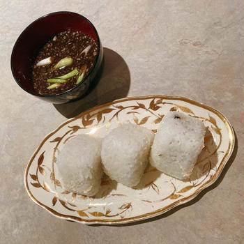 パリスの審判と今日のおむすびは。