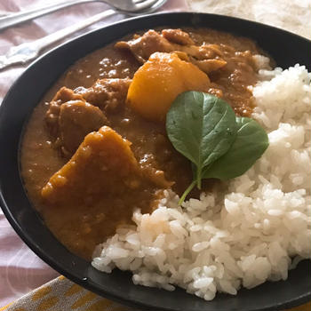 S&B赤缶カレー粉で超絶品チキンカレー 7月26日