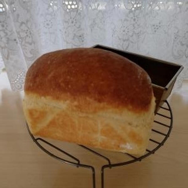醤油麹オレンジ米粉食パン🎵
