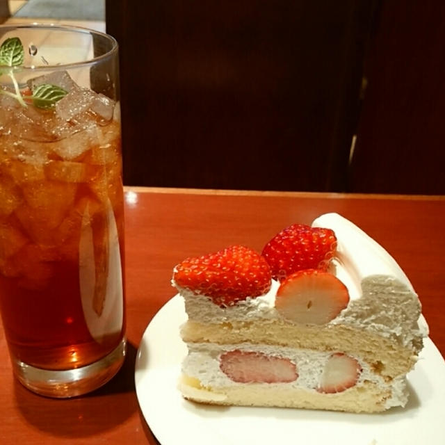 22日はイタトマのショートケーキがお得♪