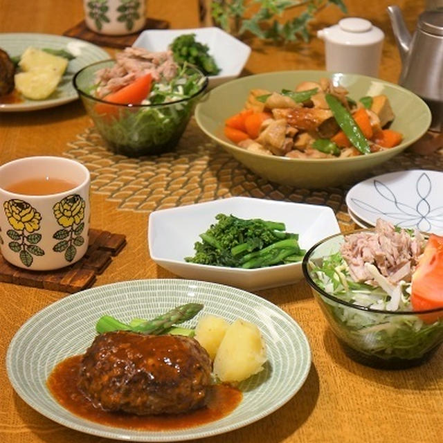 定番のがっつりハンバーグ