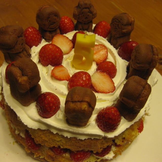 2009年3月2日（月）　5歳の誕生日ケーキ