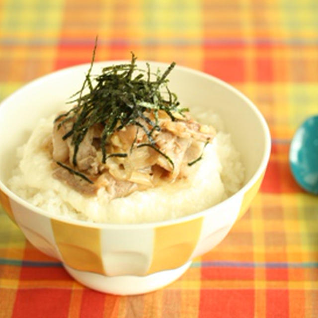 ネギ塩豚のとろろ丼