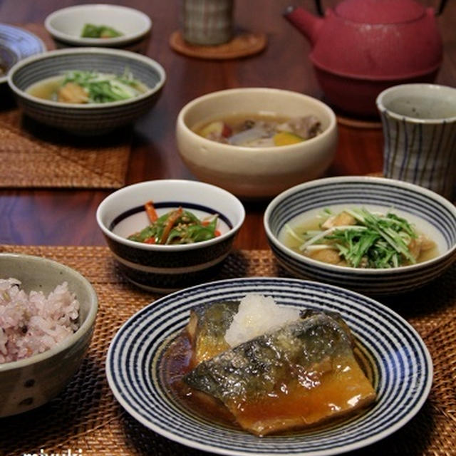 さばのつゆだく煮 と 残り野菜で。