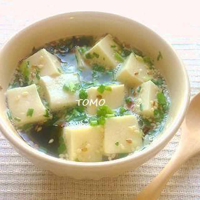 レンジで簡単！理研ビタミン「わかめスープ」　de　高野豆腐のスープ
