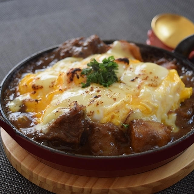 ストウブスタッカブルディッシュでオム焼きカレー