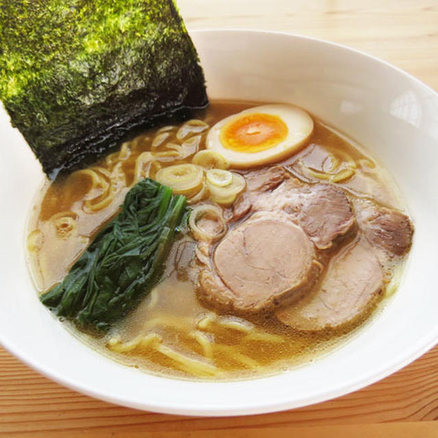 自家製、家系ラーメン