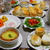 「スコーンで朝食」