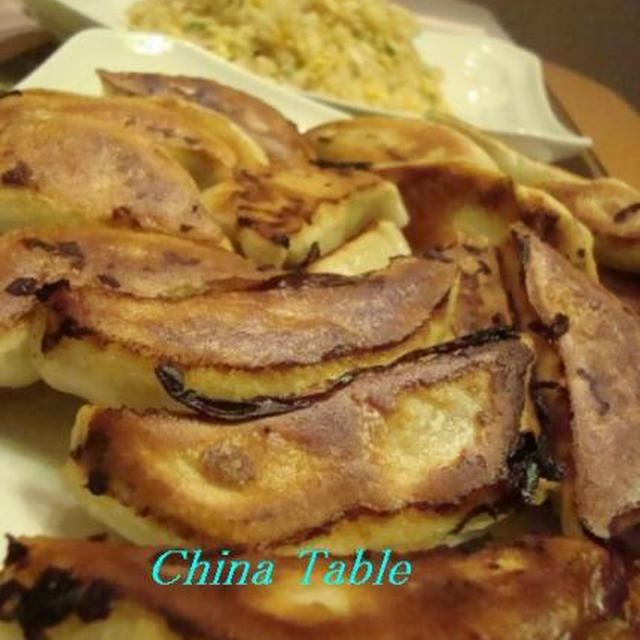 皮から作ります♪焼き餃子＆パラパラ蟹チャーハンの巻！！！