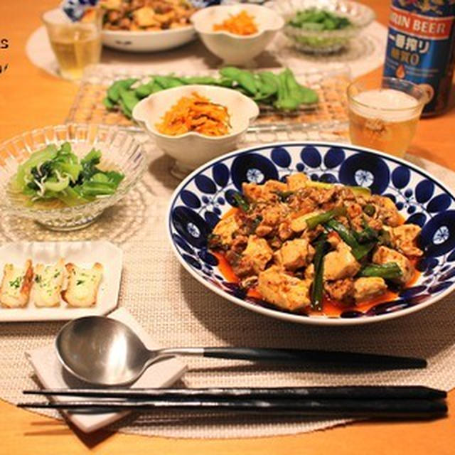 ストウブで『麻婆豆腐』と『小さいおかず』の献立。