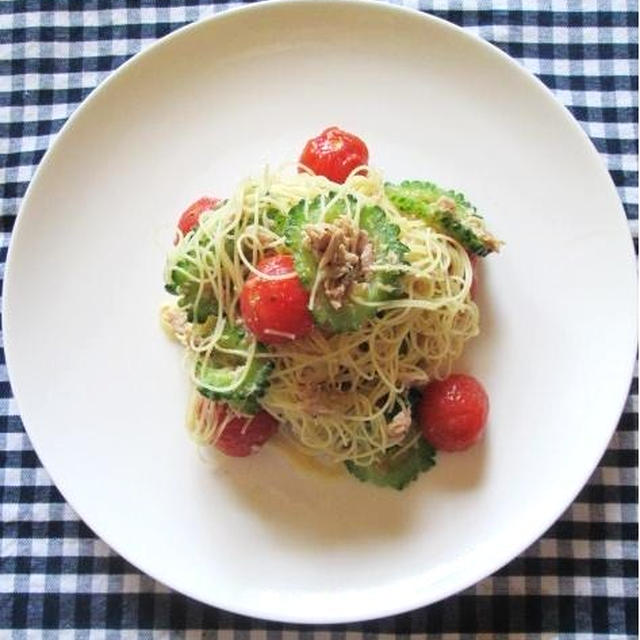 ゴーヤとツナとトマトの冷製パスタ