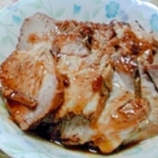 すぐに出来ちゃう焼き豚。タレも美味し～い♪