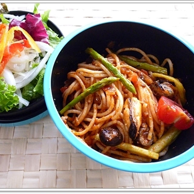 クマちゃんパスタ弁。