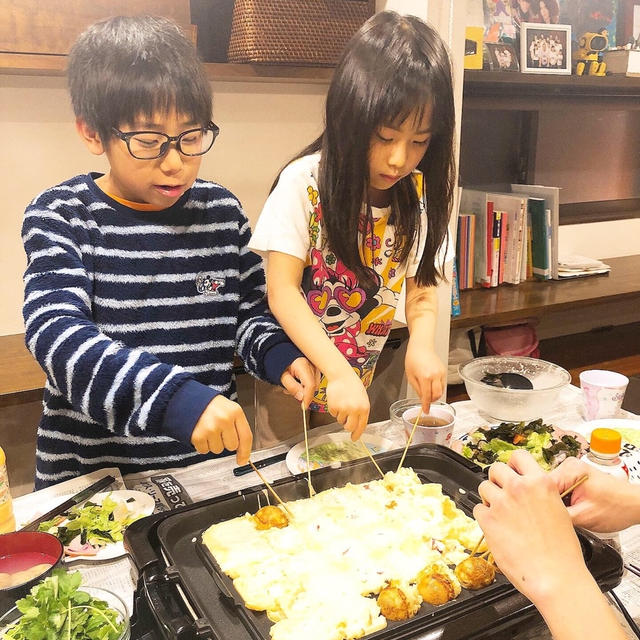 晩御飯はたこ焼きです！！
