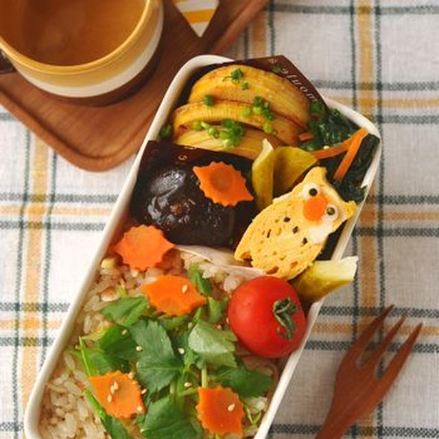 ママ弁「桜えびと筍の炊き込みご飯弁当」