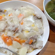 残り物全部投入！豚こまシチューの晩ご飯(*´艸｀*)