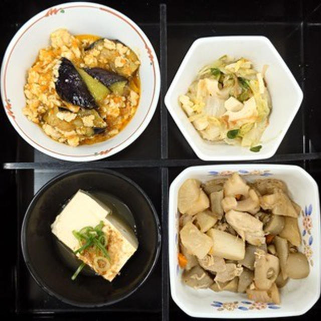 筑前煮、麻婆ナス他の弁当
