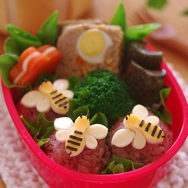 ミツバチのお弁当