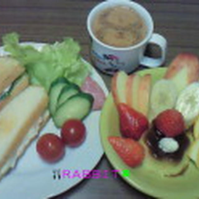 Good－morning ラビっ子のポテト～ミックスサンドイッチ＆フルーツ盛りもり～＆野菜盛り～