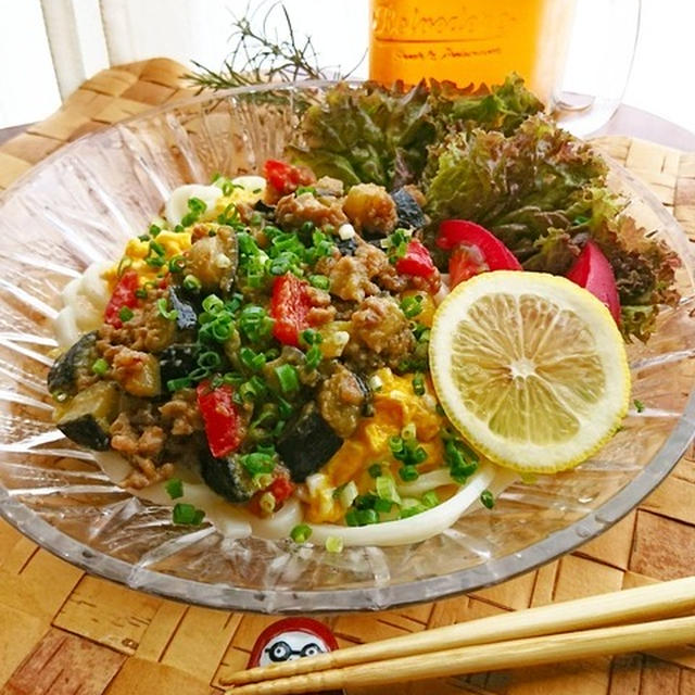 【今日はうどんの日】朝ベジ☆カラフル肉味噌うどん