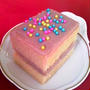 ピンク＆ホワイトのふわふわ米粉ショートケーキ（小麦・卵・乳・ナッツ不使用）