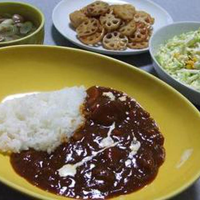牛すじ入りビーフシチュー