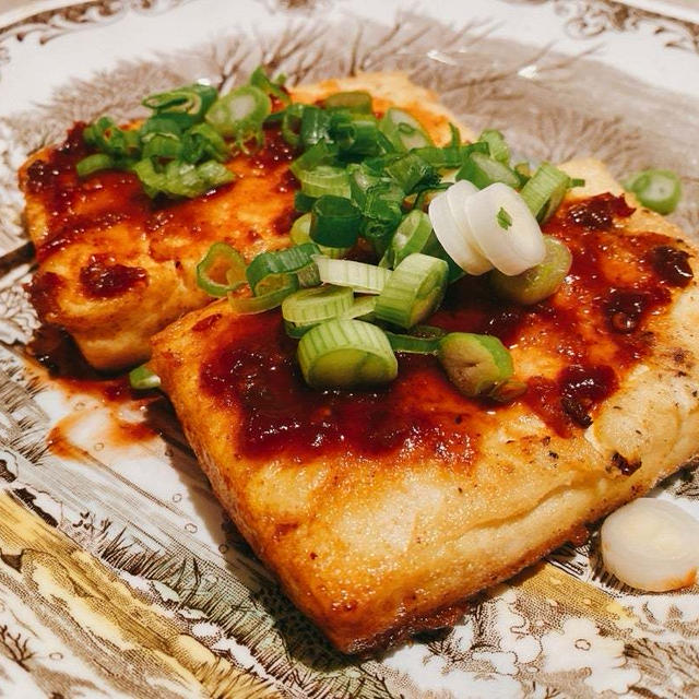 マグロと豆腐
