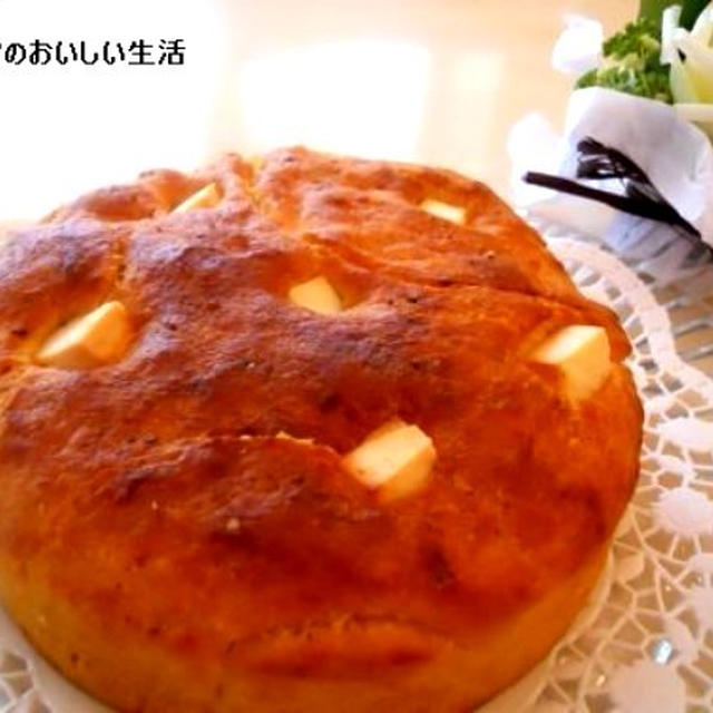 パスクアには　ごちそうパン　ピッツァ・ディ・パスクア