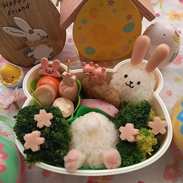 イースターバニーおにぎり弁当〖デコ弁〗
