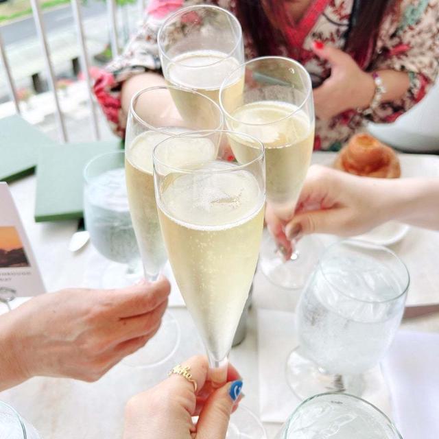 シャンパン。と 花火。