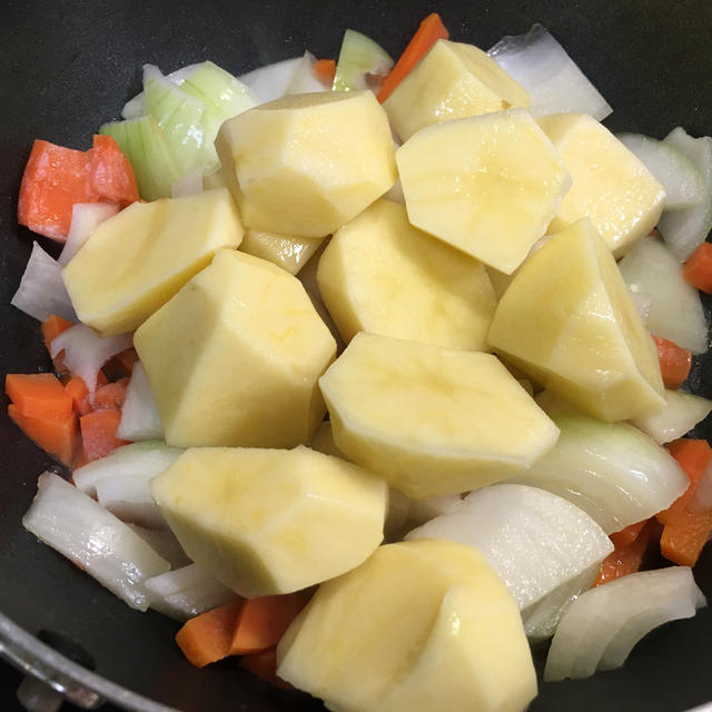 （レシピ）ホッとする！高野豆腐とじゃがいもの煮物