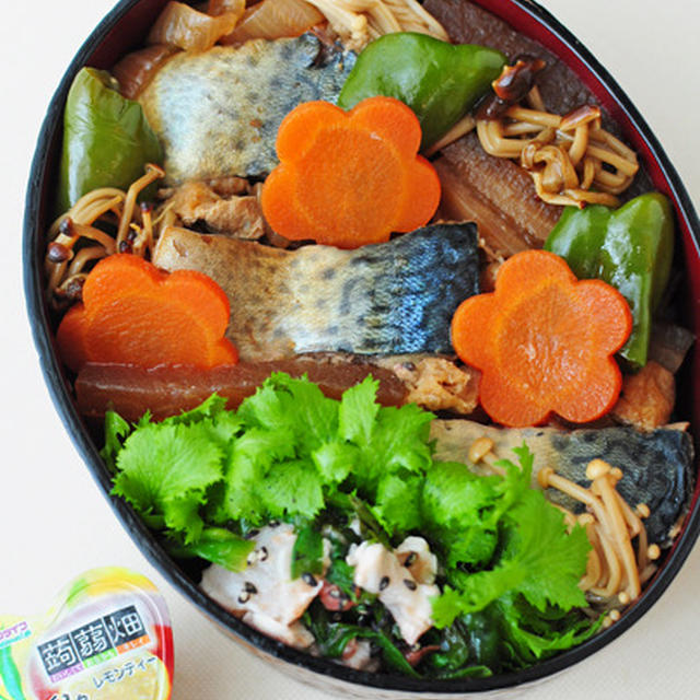 １２月３日　火曜日　鯖すき丼＆ささみとニラの梅肉和え
