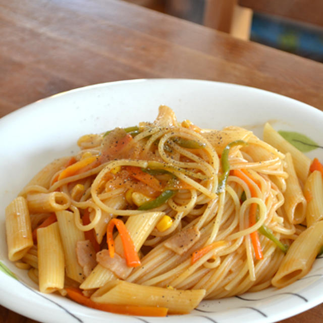 お昼はパスタ、夜はたこ焼き。　おやつはクレープ♪＾＾