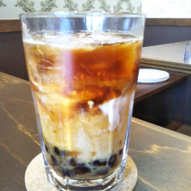 運動会☆タピオカアイスコーヒー〜暑くてカフェに避難