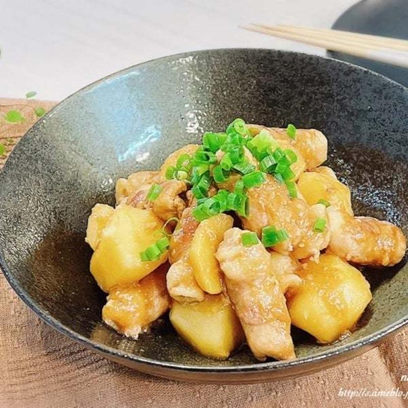 ＼フライパンで簡単／こってりウマい♡豚肉とじゃがいもの味噌煮