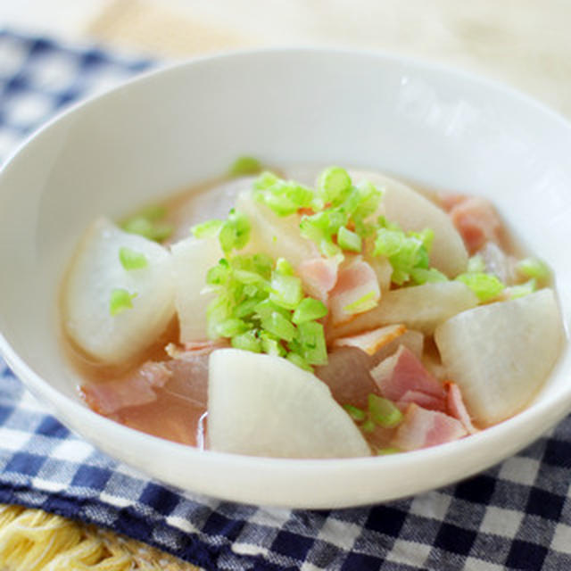 レンジで大根とベーコンのさっと煮