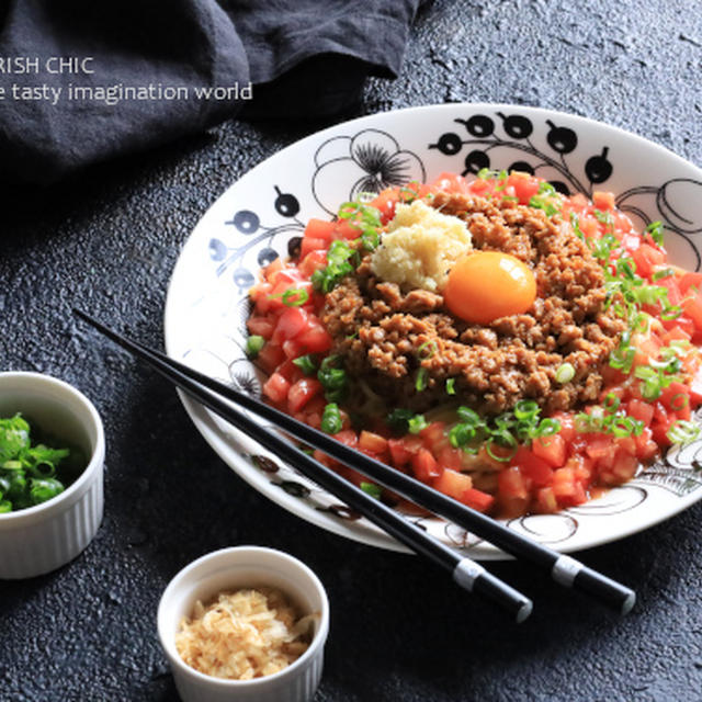 レンチン肉味噌とトマトだれで食べる、台湾風冷やし混ぜそば【電子レンジ】