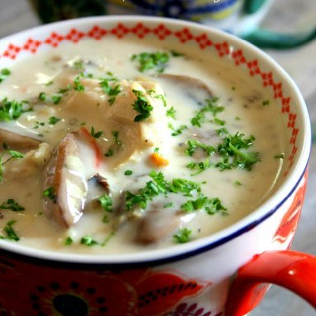 Chicken Mushroom Wild Rice Soupチキンとマッシュルーム入りワイルドライススープ