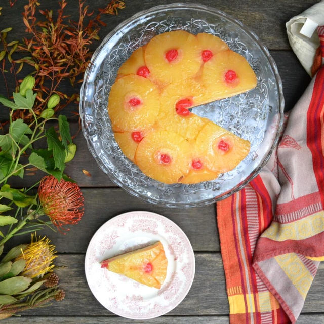 Pineapple Upside Down Cake パイナップルアップサイドダウンケーキ