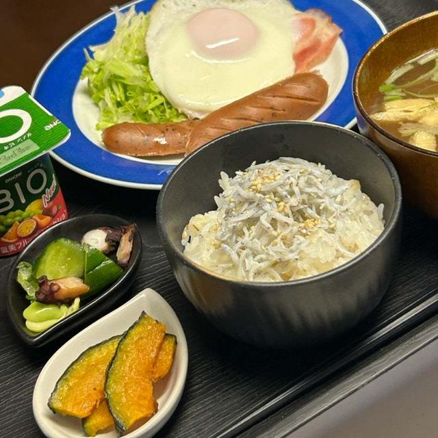 6.9【お家ごはん・朝】和食ﾃﾞｽ。 今日もパンが無い〜(^^;)